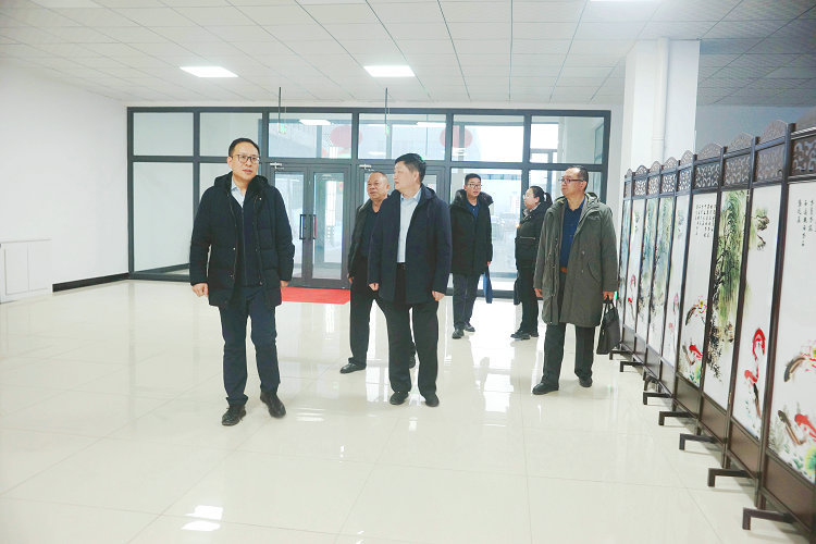 0223兵團總工會赴新疆北方建設集團開展職工權(quán)益保障工作調(diào)研_副本.JPG