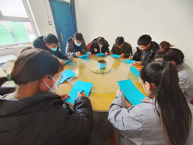 0301 情系員工辦“食”事 調(diào)查問卷聽民聲 (3)_副本.jpg